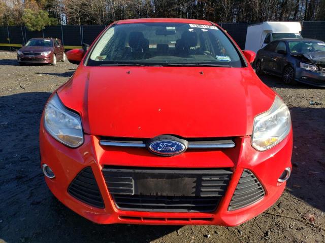 1FAHP3F22CL113806 - 2012 FORD FOCUS SE RED photo 5