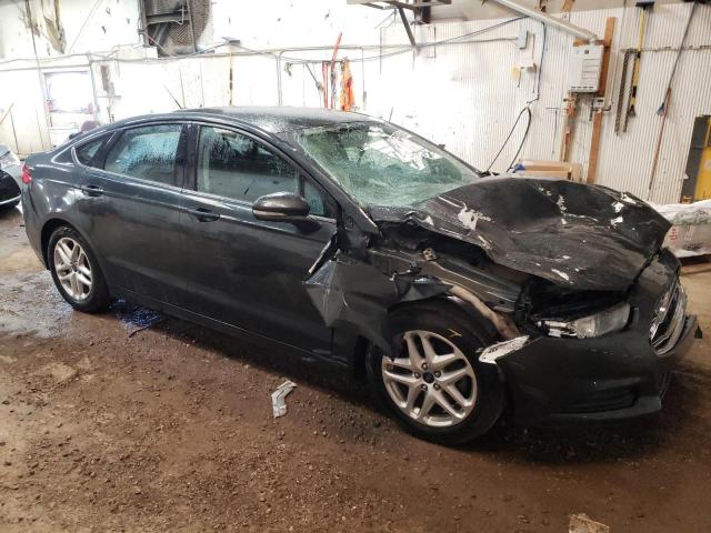 1FA6P0H74F5111806 - 2015 FORD FUSION SE GREEN photo 4