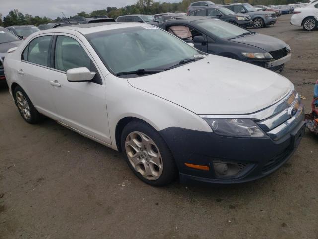 3FAHP0HA5BR198594 - 2011 FORD FUSION SE WHITE photo 4