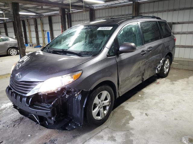 2015 TOYOTA SIENNA LE, 