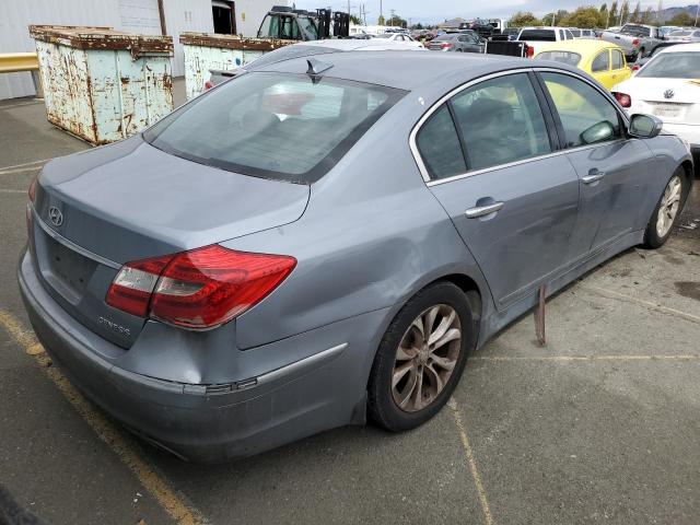 KMHGC4DD4DU256081 - 2013 HYUNDAI GENESIS 3.8L GRAY photo 3