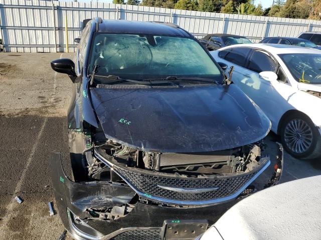 2C4RC1BG8JR110588 - 2018 CHRYSLER PACIFICA TOURING L შავი ფოტო 5