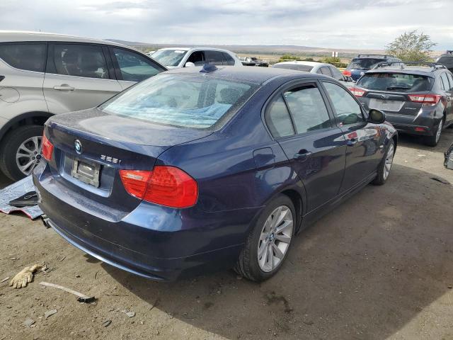 WBAPK5C56BA658820 - 2011 BMW 3 SERIES XI SULEV BLUE photo 3