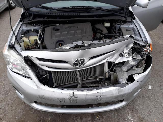 2T1BU4EE7BC552094 - 2011 TOYOTA COROLLA BASE SILVER photo 11