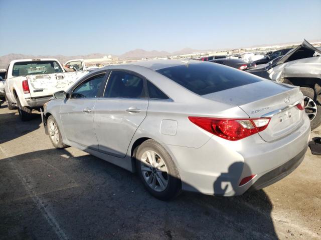 5NPEB4AC4EH898693 - 2014 HYUNDAI SONATA GLS SILVER photo 2