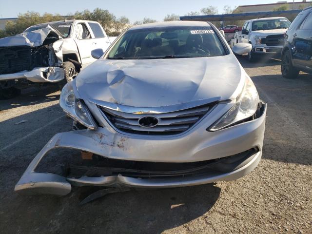 5NPEB4AC4EH898693 - 2014 HYUNDAI SONATA GLS SILVER photo 5