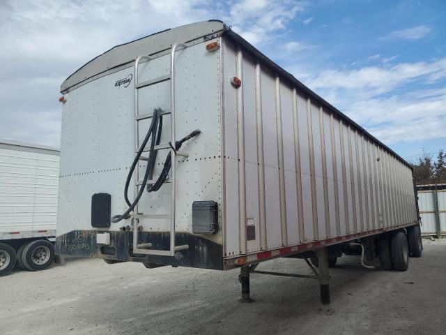 5DN154023BB000331 - 2011 GRAN TRAILER WHITE photo 3