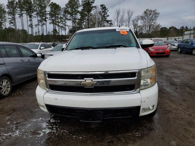 2GCEK13M571526935 - 2007 CHEVROLET SILVERADO K1500 CREW CAB WHITE photo 5