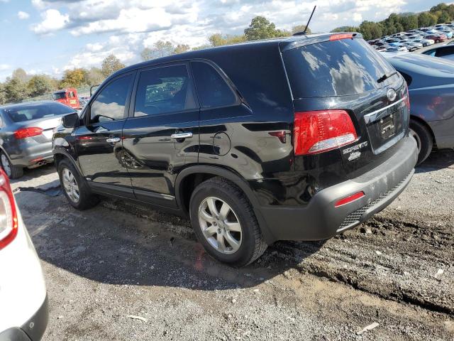 5XYKTCA66CG304839 - 2012 KIA SORENTO BASE BLACK photo 2