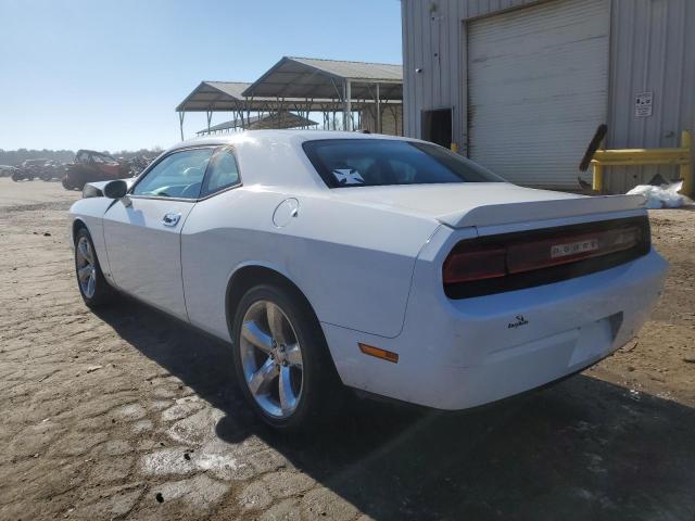 2B3CJ4DV4AH289289 - 2010 DODGE CHALLENGER SE WHITE photo 2