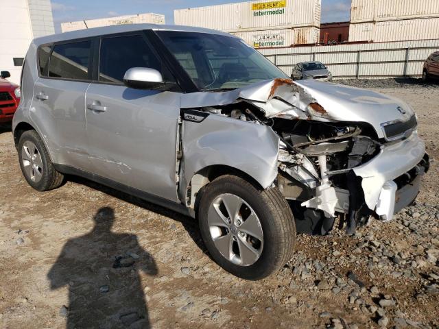 KNDJN2A27F7775591 - 2015 KIA SOUL SILVER photo 4