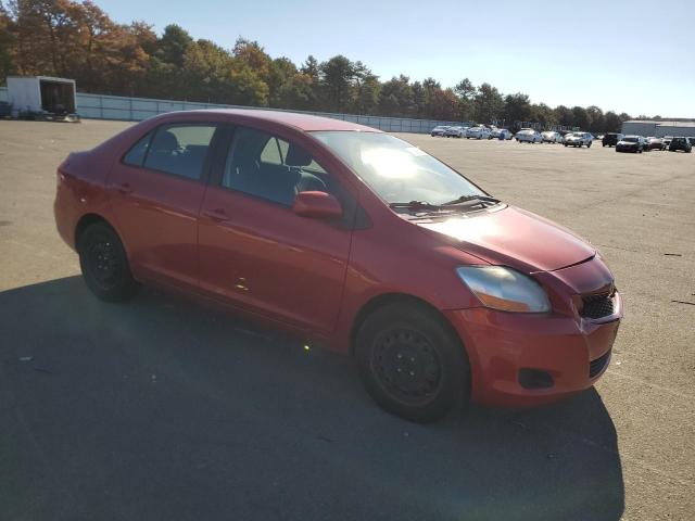 JTDBT4K31B4083979 - 2011 TOYOTA YARIS RED photo 4