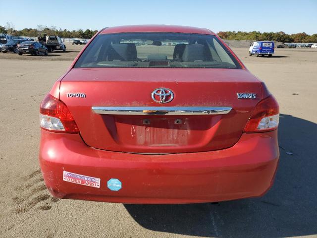 JTDBT4K31B4083979 - 2011 TOYOTA YARIS RED photo 6