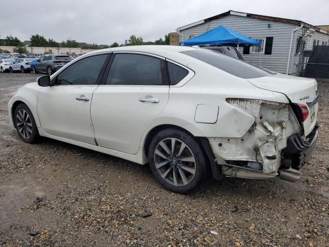 1N4AL3AP4GC139992 - 2016 NISSAN ALTIMA 2.5 WHITE photo 2