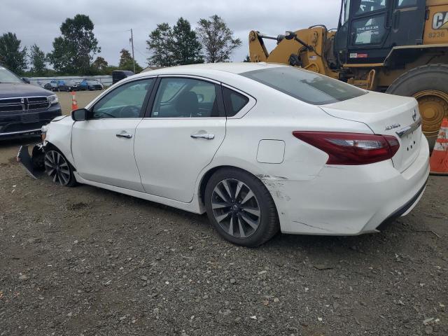 1N4AL3AP4JC174880 - 2018 NISSAN ALTIMA 2.5 WHITE photo 2