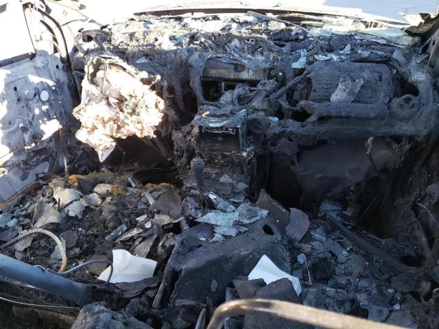 1G8AZ52F24Z166220 - 2004 SATURN ION LEVEL 2 黑色 照片 8