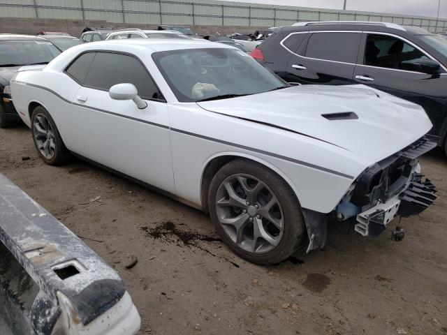 2C3CDZAG4GH290853 - 2016 DODGE CHALLENGER SXT WHITE photo 4