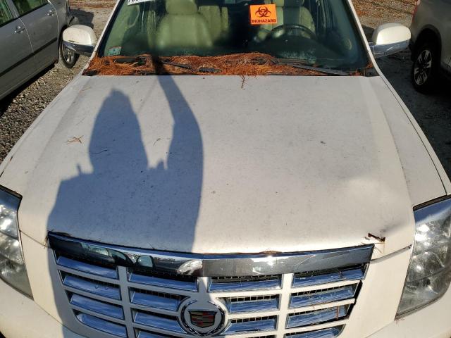 1GYS4HEF4BR113693 - 2011 CADILLAC ESCALADE ESV LUXURY WHITE photo 12