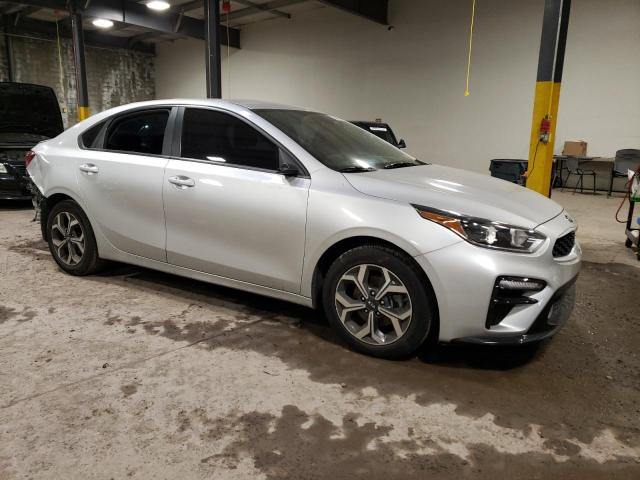 3KPF24AD5LE142417 - 2020 KIA FORTE FE SILVER photo 4