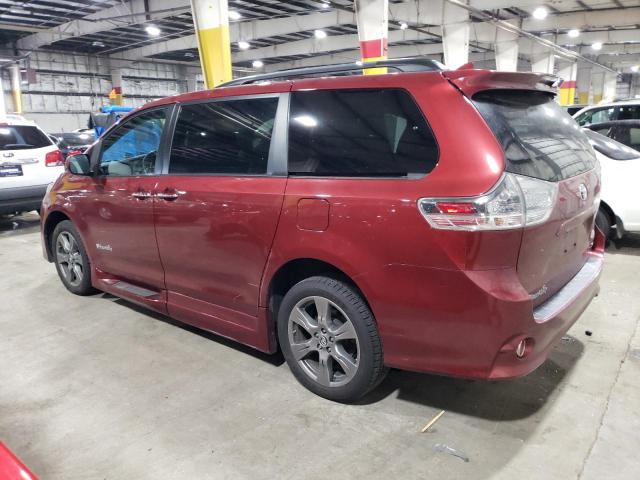 5TDXZ3DC8JS965598 - 2018 TOYOTA SIENNA SE BURGUNDY photo 2