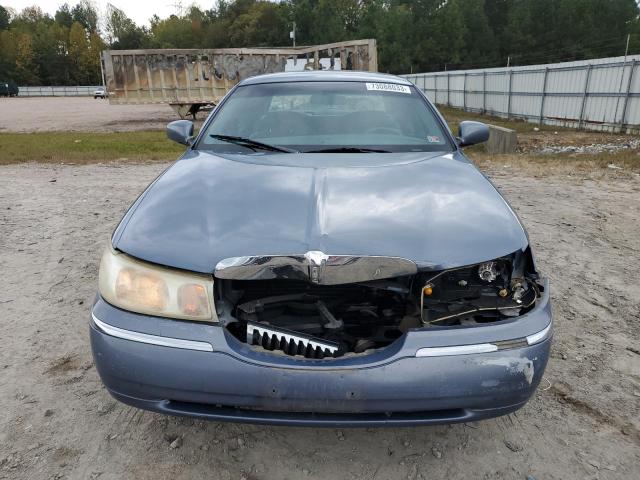 1LNHM81W4XY699035 - 1999 LINCOLN TOWN CAR EXECUTIVE BLUE photo 5