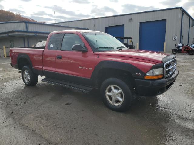 1B7GG23X3VS260564 - 1997 DODGE DAKOTA RED photo 4