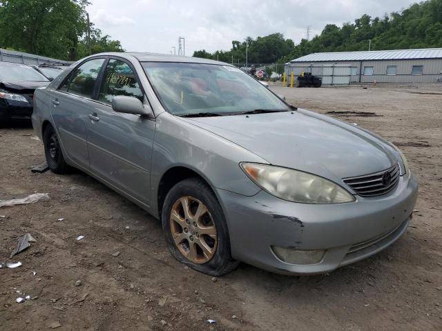 4T1BE30K95U581555 - 2005 TOYOTA CAMRY LE SILVER photo 1