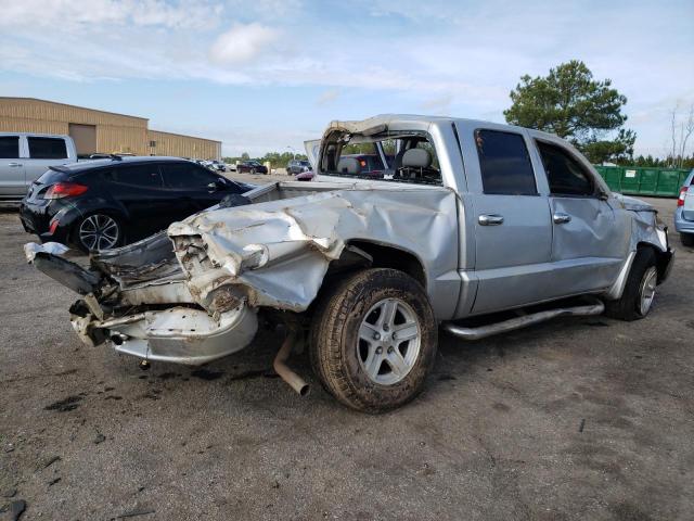 1D7RE3GK5BS586497 - 2011 DODGE DAKOTA SLT SILVER photo 3