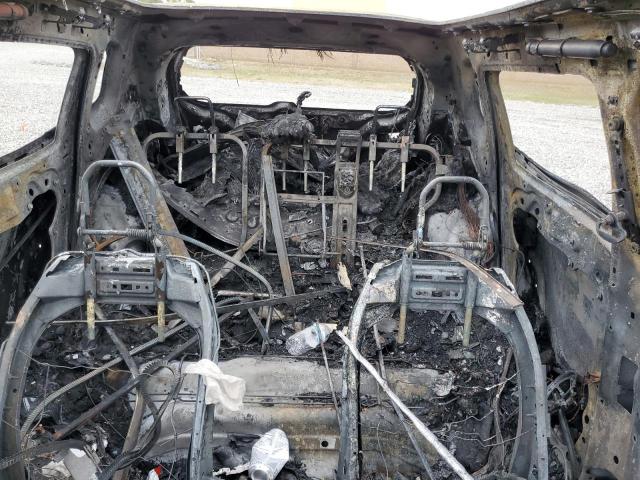 3C4NJCBB5JT461699 - 2018 JEEP COMPASS LATITUDE BURN photo 10