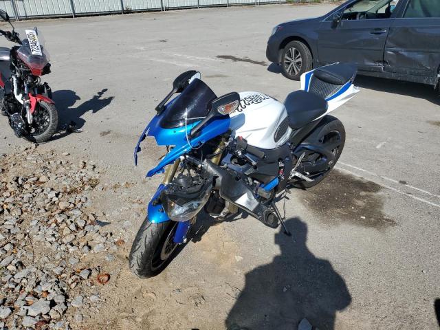 JS1GR7MA5B2100564 - 2011 SUZUKI GSX750 BLUE photo 2