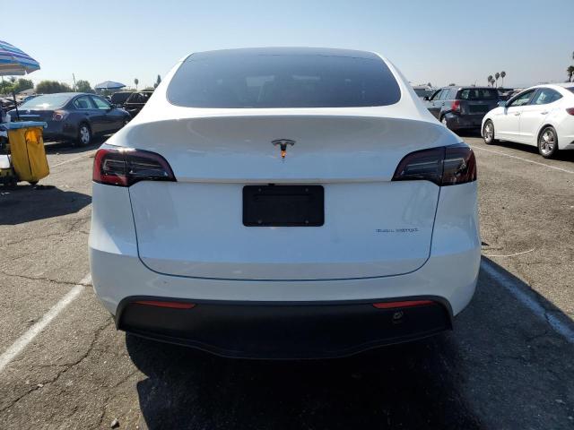 7SAYGDEE3PF633178 - 2023 TESLA MODEL Y WHITE photo 6