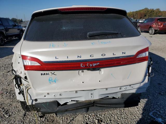2LMPJ6LRXHBL41361 - 2017 LINCOLN MKX RESERVE أبيض صورة 6