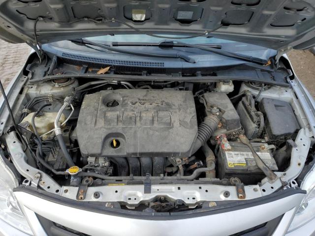 2T1BU4EE9DC057009 - 2013 TOYOTA COROLLA BASE SILVER photo 11