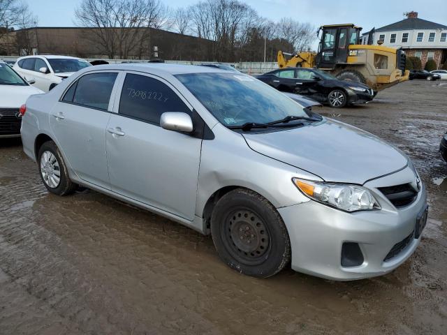 2T1BU4EE9DC057009 - 2013 TOYOTA COROLLA BASE SILVER photo 4