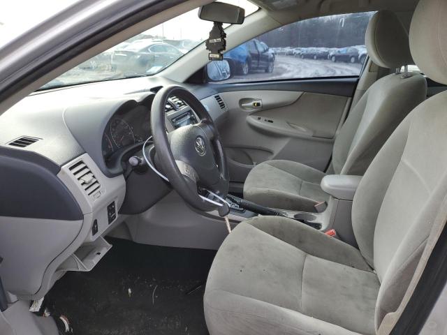 2T1BU4EE9DC057009 - 2013 TOYOTA COROLLA BASE SILVER photo 7