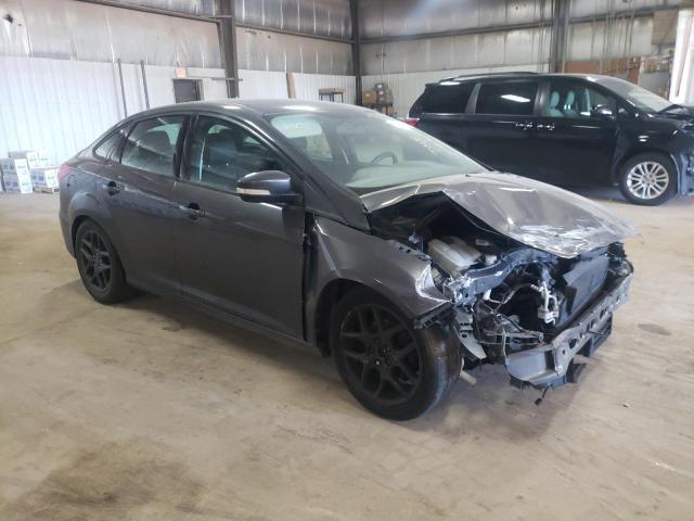 1FADP3F22GL288965 - 2016 FORD FOCUS SE GRAY photo 4