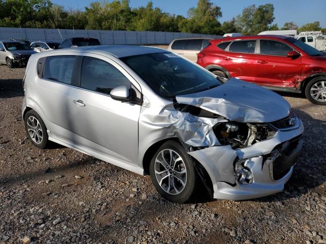 1G1JC6SH8J4136638 - 2018 CHEVROLET SONIC LT SILVER photo 4