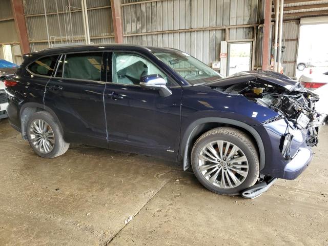 5TDEBRCH9NS074754 - 2022 TOYOTA HIGHLANDER HYBRID PLATINUM BLUE photo 4