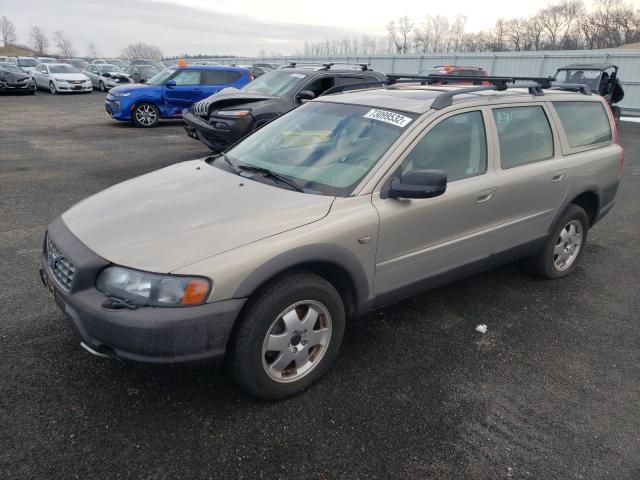 YV1SZ58D421075245 - 2002 VOLVO V70 XC TAN photo 1