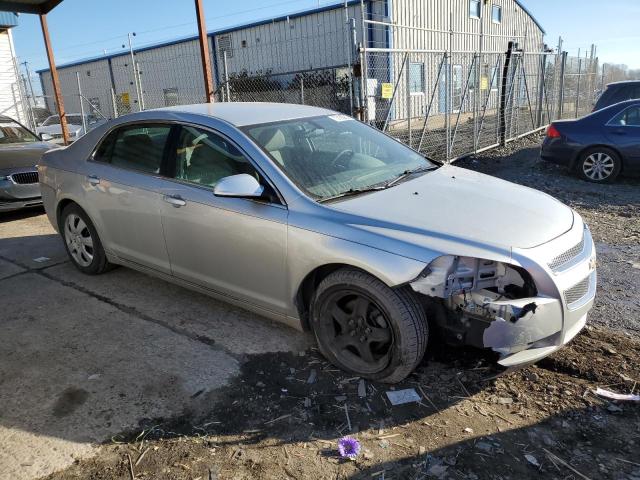 1G1ZC5E08AF180047 - 2010 CHEVROLET MALIBU 1LT SILVER photo 4