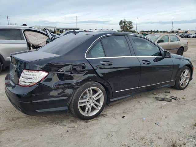 WDDGF4HB4DR300738 - 2013 MERCEDES-BENZ C 250 BLACK photo 3