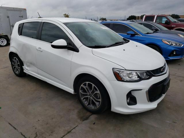 1G1JD6SB4K4127798 - 2019 CHEVROLET SONIC LT WHITE photo 4