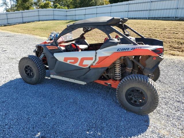 3JBVPAY40MK000533 - 2021 CAN-AM MAVERICK X RC TURBO TWO TONE photo 3