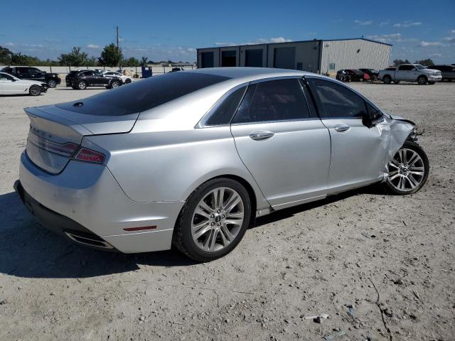 3LN6L2GK7FR616075 - 2015 LINCOLN MKZ SILVER photo 3