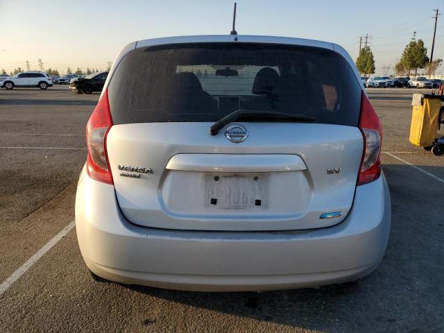 3N1CE2CP6EL390523 - 2014 NISSAN VERSA NOTE S SILVER photo 6