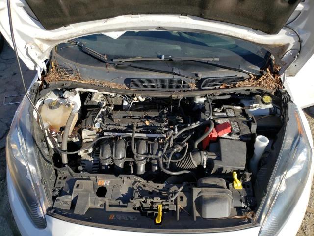 3FADP4BJ5HM139694 - 2017 FORD FIESTA SE WHITE photo 11