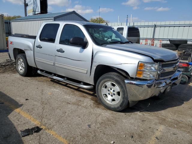 3GCPKSE78DG167525 - 2013 CHEVROLET silverado K1500 LT SILVER photo 4