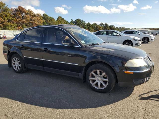 WVWAD63B85P059899 - 2005 VOLKSWAGEN PASSAT GLS BLACK photo 4