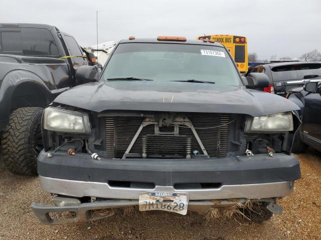 1GCJC39254E351982 - 2004 CHEVROLET SILVERADO C3500 BLACK photo 5