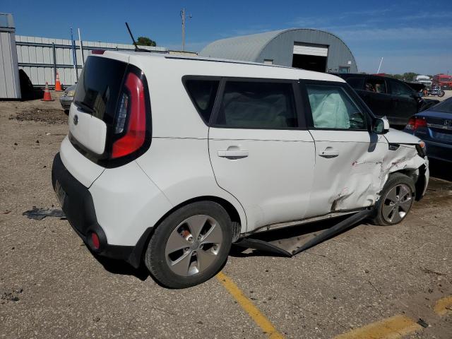 KNDJN2A28G7277269 - 2016 KIA SOUL WHITE photo 3